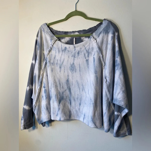Free People ||Tie Dye Oversized Sweatshirt Cotton Blue Crop Dolman Sleeves, Sm - Picture 3 of 8
